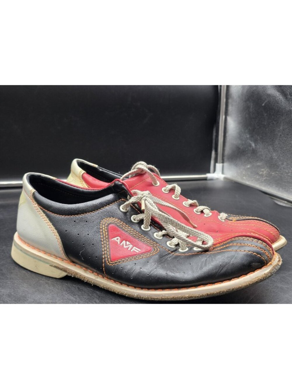 AMF Bowling Shoes Mens 11 Red Black White Leather Goodyear Slide Sole Rental